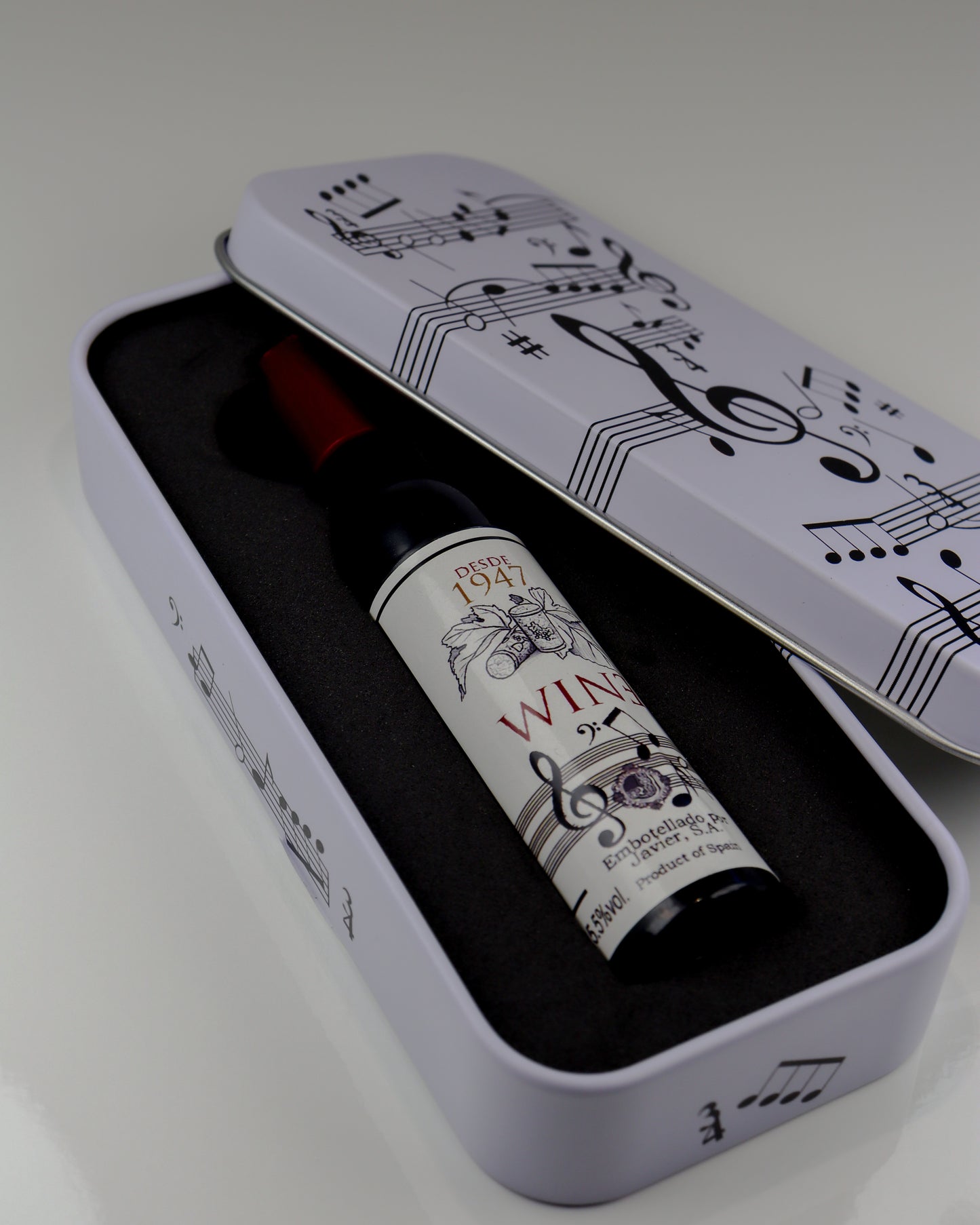 Saca-Rolhas em Forma de Garrafa com Caixa Musical